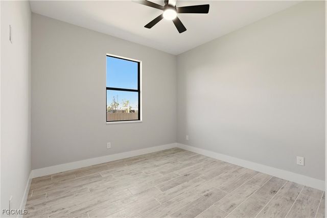 131 Kismet PKWY E, Cape Coral, FL 33909