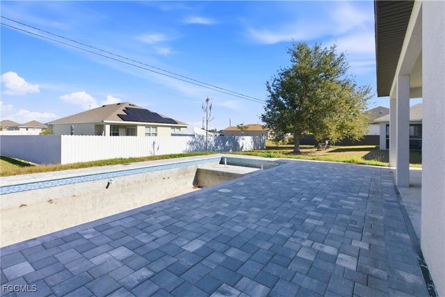 131 Kismet PKWY E, Cape Coral, FL 33909