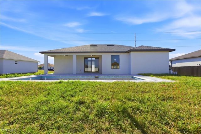 131 Kismet PKWY E, Cape Coral, FL 33909