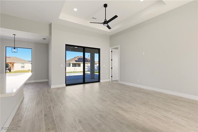 131 Kismet PKWY E, Cape Coral, FL 33909