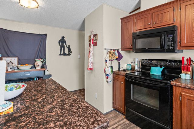 7040 Horseshoe Bend Trail, Weatherford, TX 76087