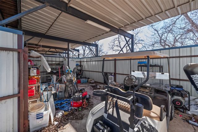 7040 Horseshoe Bend Trail, Weatherford, TX 76087
