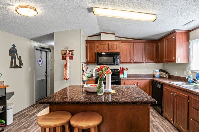 7040 Horseshoe Bend Trail, Weatherford, TX 76087