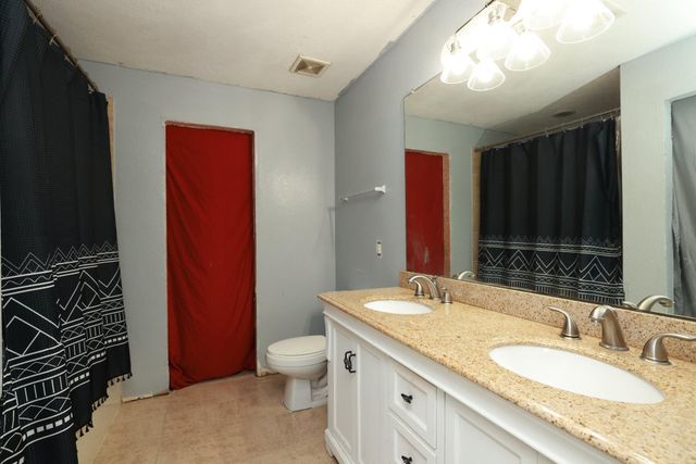 18710 Gray Oak Court, Cypress, TX 77433