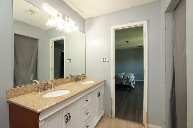 18710 Gray Oak Court, Cypress, TX 77433