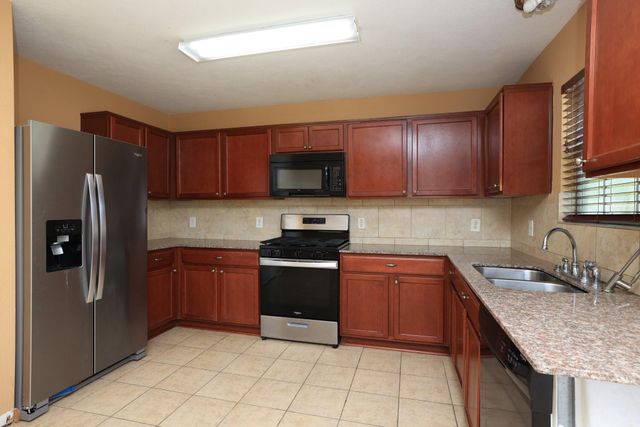 18710 Gray Oak Court, Cypress, TX 77433