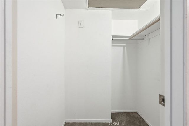 7045 Woodley Avenue 124, Lake Balboa, CA 91406