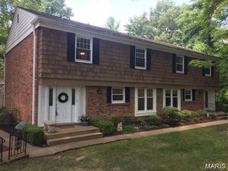 922 Pavillion Drive, St Louis, MO 63141