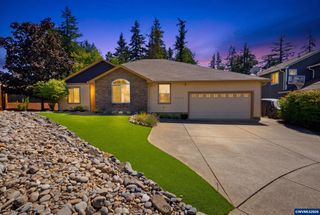 7222 Eastwood Ct SE, Turner, OR 97392