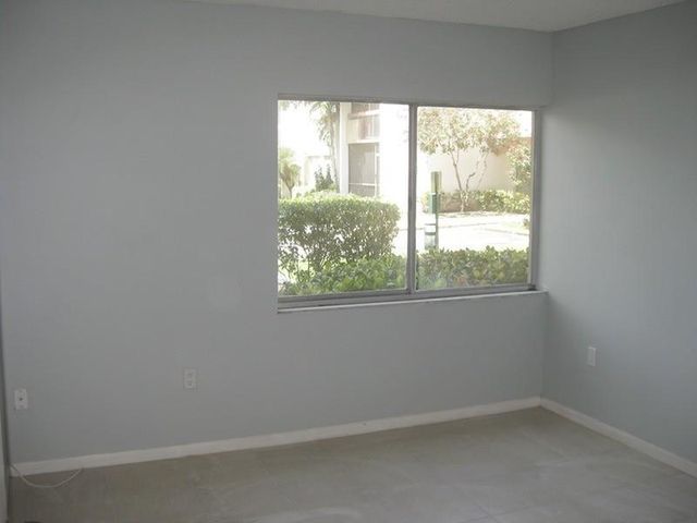 721 N Pine Island Rd 1, Plantation, FL 33324