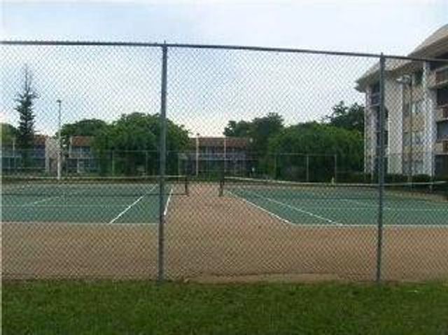 721 N Pine Island Rd 1, Plantation, FL 33324