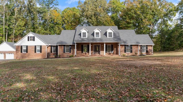 416 Powers Rd, Manchester, TN 37355