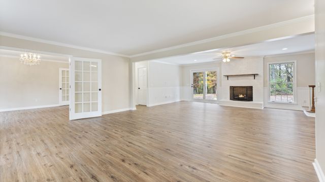 416 Powers Rd, Manchester, TN 37355