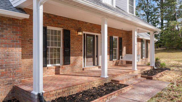 416 Powers Rd, Manchester, TN 37355