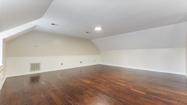 416 Powers Rd, Manchester, TN 37355