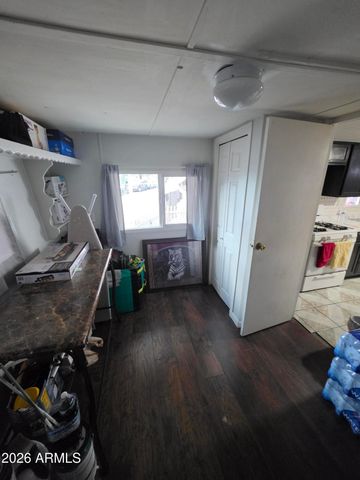 5207 N BLACK CANYON Highway 48, Phoenix, AZ 85015