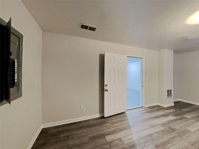 6018 Lancelot Lane, Douglasville, GA 30135