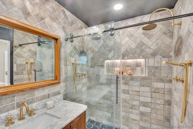 418 W Ivy Street, San Diego, CA 92101