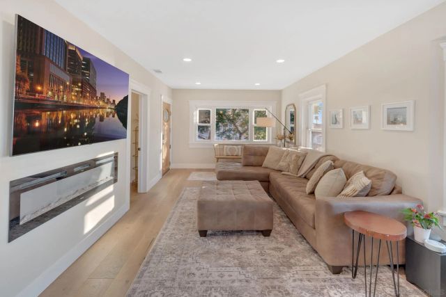 418 W Ivy Street, San Diego, CA 92101