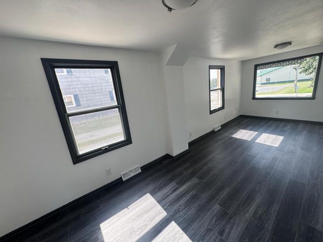 1005 N 38th STREET, Sheboygan, WI 53081