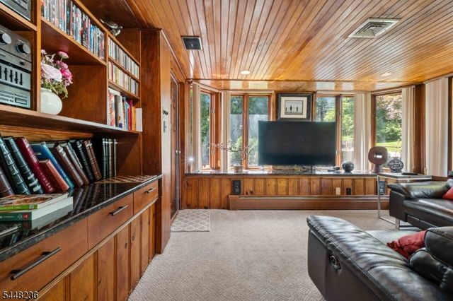 1468 Alps Rd, Wayne Twp., NJ 07470