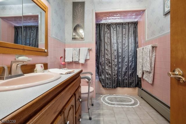 1468 Alps Rd, Wayne Twp., NJ 07470