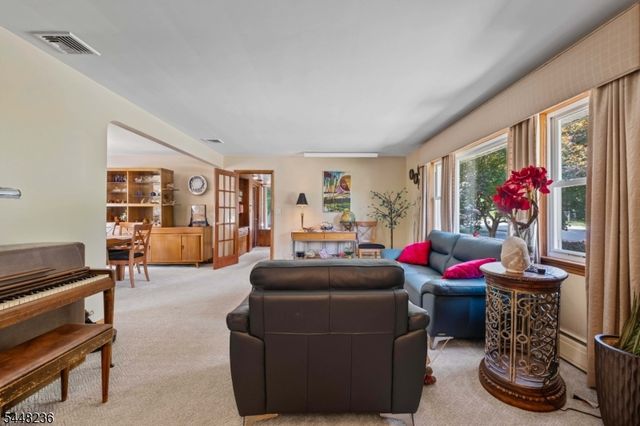 1468 Alps Rd, Wayne Twp., NJ 07470