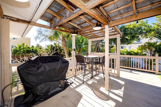 404 MAXWELL PLACE, Indian Rocks Beach, FL 33785