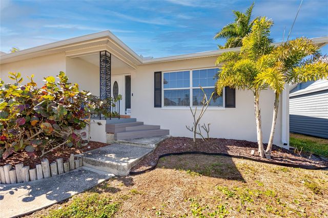 404 MAXWELL PLACE, Indian Rocks Beach, FL 33785