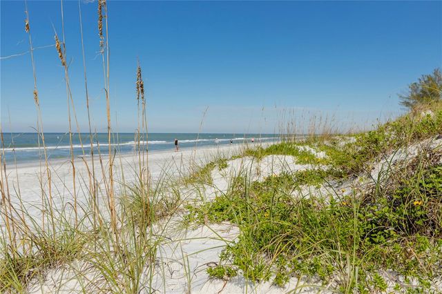 404 MAXWELL PLACE, Indian Rocks Beach, FL 33785