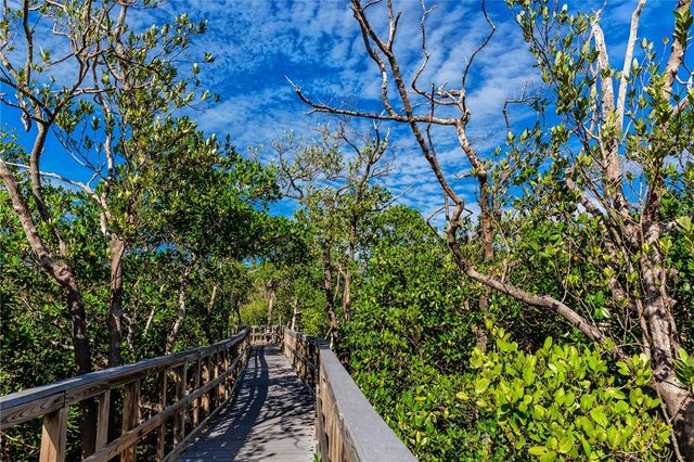 404 MAXWELL PLACE, Indian Rocks Beach, FL 33785