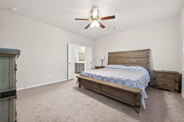 320 Emerald Thicket Lane, Houston, TX 77336
