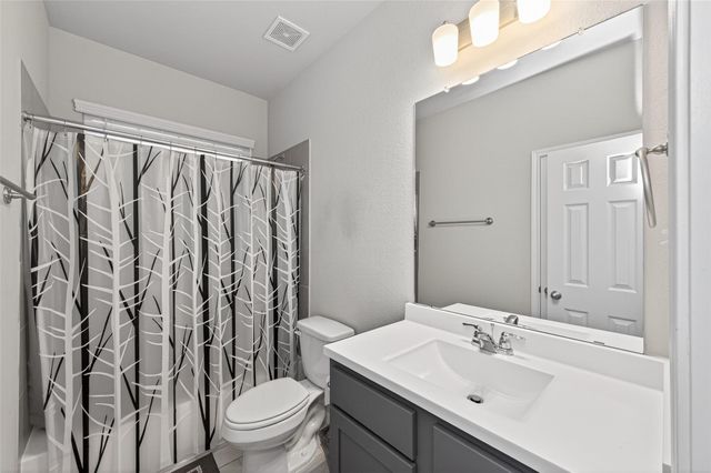 320 Emerald Thicket Lane, Houston, TX 77336