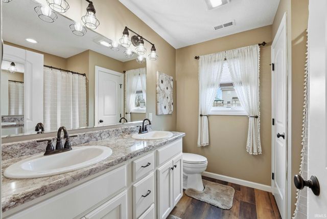 2092 Hemlock Lane, Warsaw, IN 46580