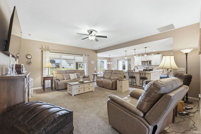 2092 Hemlock Lane, Warsaw, IN 46580