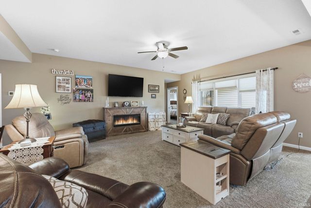 2092 Hemlock Lane, Warsaw, IN 46580