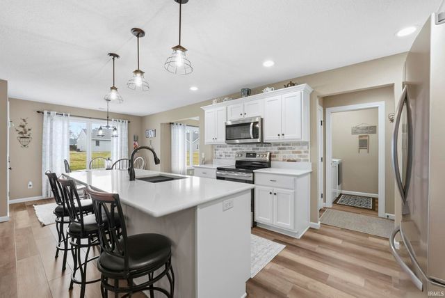 2092 Hemlock Lane, Warsaw, IN 46580