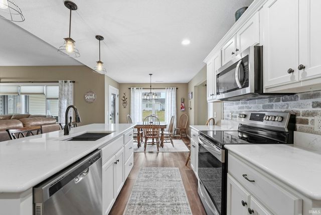 2092 Hemlock Lane, Warsaw, IN 46580