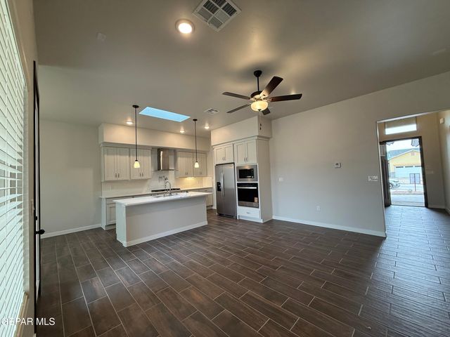 813 FAIRFORD Place, El Paso, TX 79928