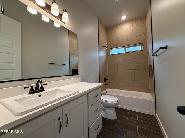 813 FAIRFORD Place, El Paso, TX 79928