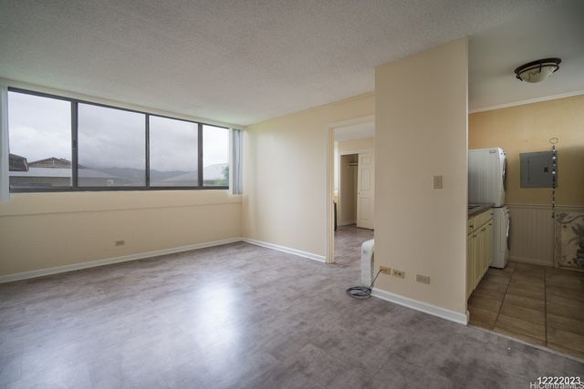99-015 Kalaloa Street 204, Aiea, HI 96701