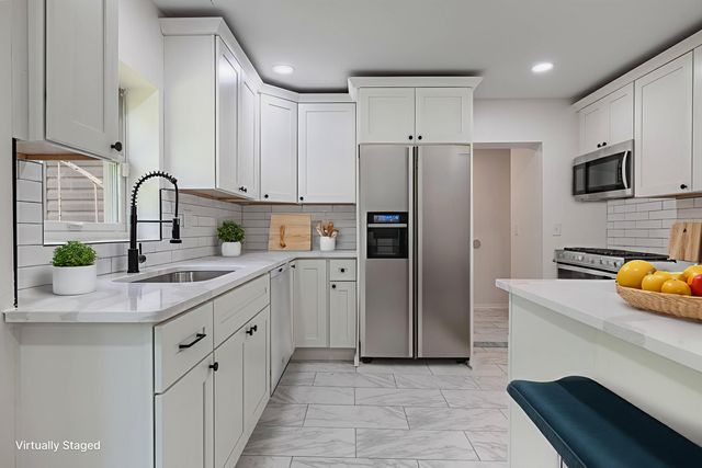 415 Hyde Park Drive 415 Hyde Park Drive, Hamilton, OH 45013