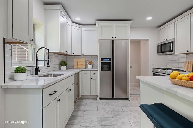 415 Hyde Park Drive 415 Hyde Park Drive, Hamilton, OH 45013