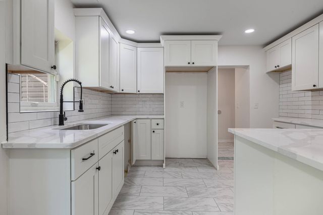 415 Hyde Park Drive 415 Hyde Park Drive, Hamilton, OH 45013