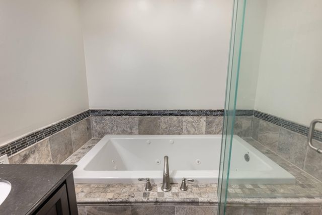 415 Hyde Park Drive 415 Hyde Park Drive, Hamilton, OH 45013