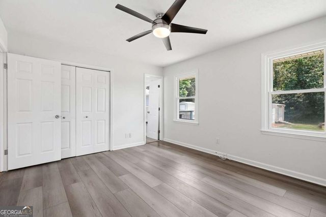 110 Point View Court, Tyrone, GA 30290