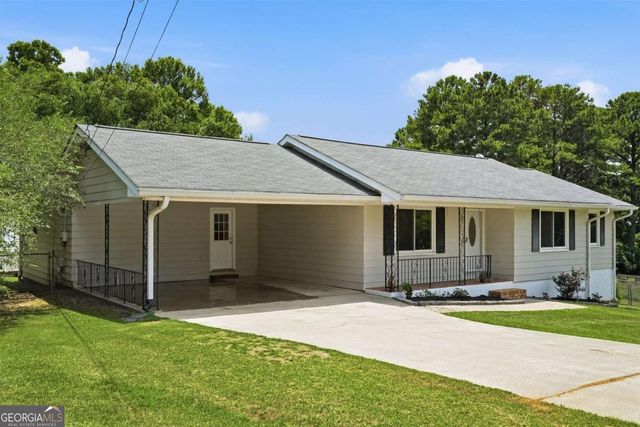 110 Point View Court, Tyrone, GA 30290
