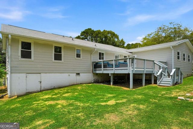 110 Point View Court, Tyrone, GA 30290