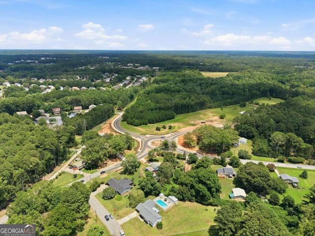 110 Point View Court, Tyrone, GA 30290