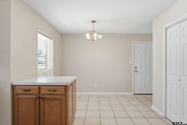 513 Kingsway, Overton, TX 75684